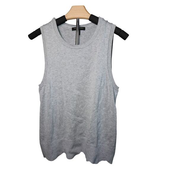 Banana Republic Tops - Banana Republic Knit Shell Top Sleeveless Crew Neck Scallop Hem Sweater M